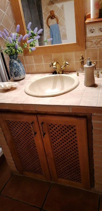 Casa Rural La Piedra Del Cambron Villaverde De Guadalimar Dış mekan fotoğraf